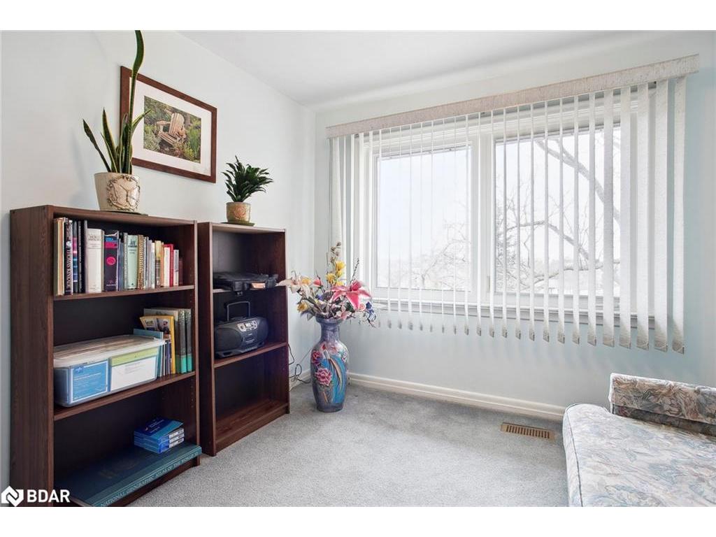 









123


Vista

Drive,
Mississauga,




ON
L5M 1W2

