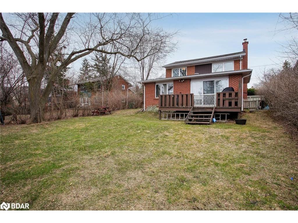 









123


Vista

Drive,
Mississauga,




ON
L5M 1W2

