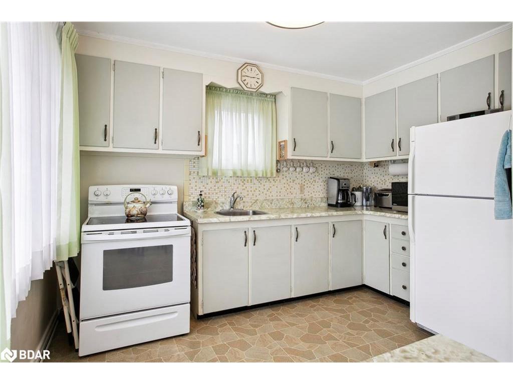 









123


Vista

Drive,
Mississauga,




ON
L5M 1W2

