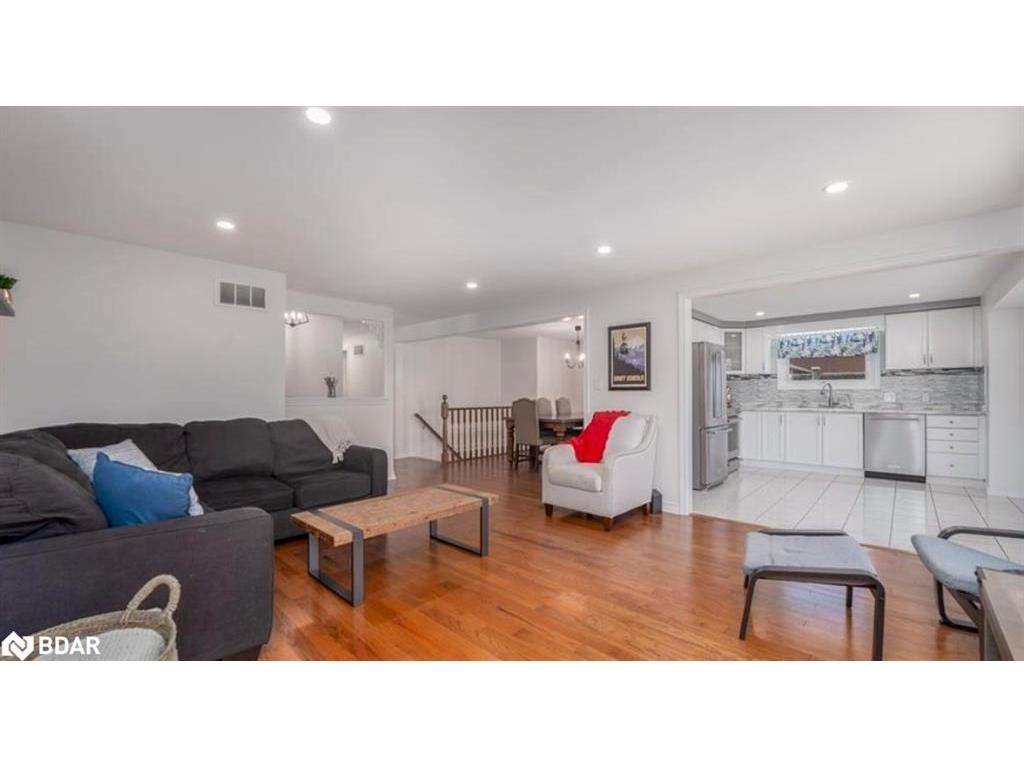 









47


Ruffian

Road,
Brantford,




ON
N3P 1R5

