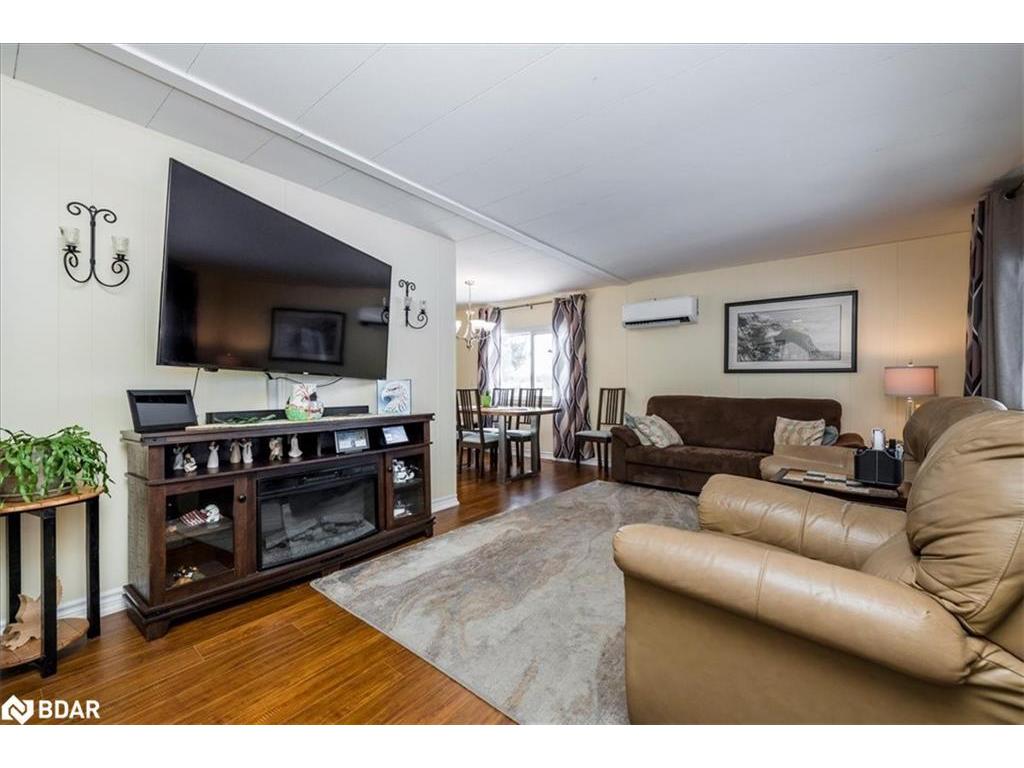 









18


Hawthorne

Drive,
Innisfil,




ON
L9S 1P7

