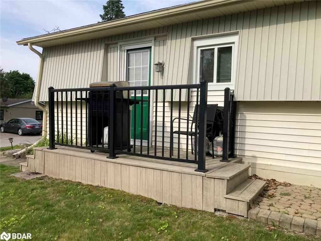 









18


Hawthorne

Drive,
Innisfil,




ON
L9S 1P7

