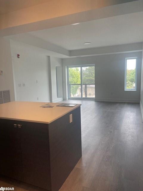 









19B


West

Street, 207,
Fenelon Falls,




ON
K0M 1N9

