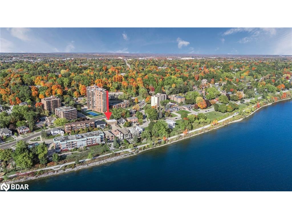 









36


Kempenfelt

Drive,
Barrie,




ON
L4M 1B9

