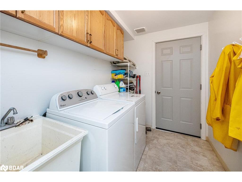 









222


Walsh

Crescent,
Orangeville,




ON
L9W 4Y1

