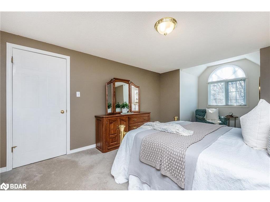 









222


Walsh

Crescent,
Orangeville,




ON
L9W 4Y1

