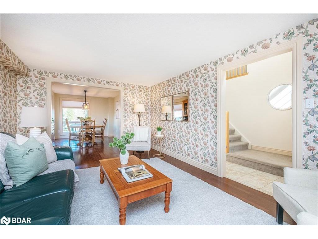 









222


Walsh

Crescent,
Orangeville,




ON
L9W 4Y1


