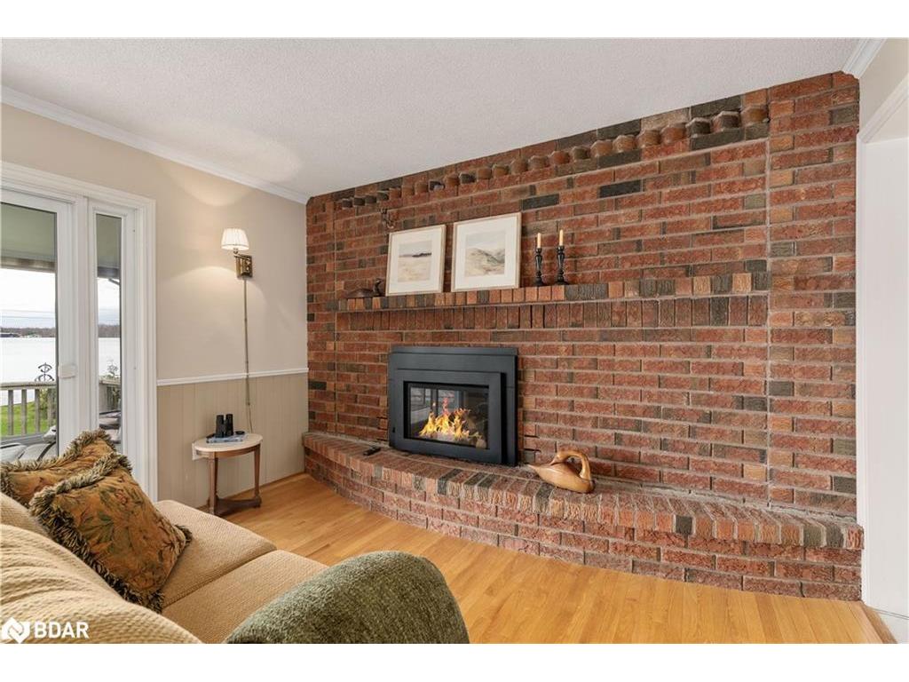 









4051


River

Road,
Ramara,




ON
L3V 6H7

