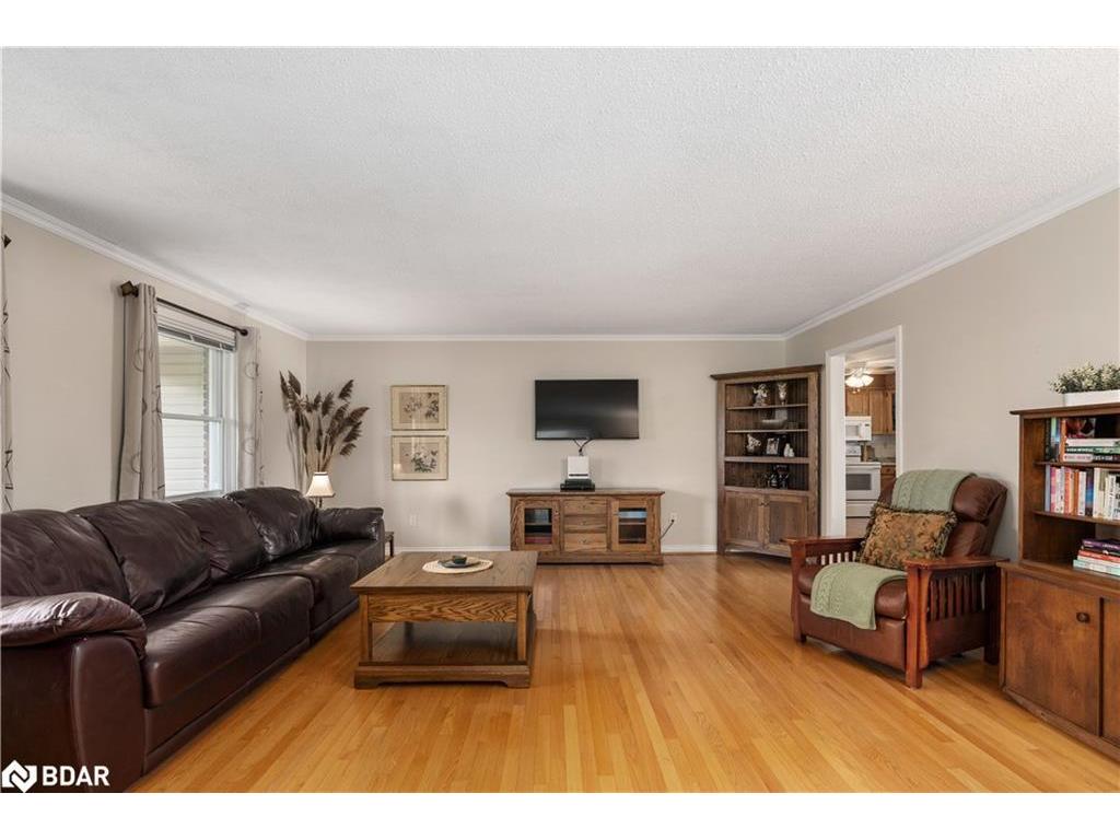 









4051


River

Road,
Ramara,




ON
L3V 6H7

