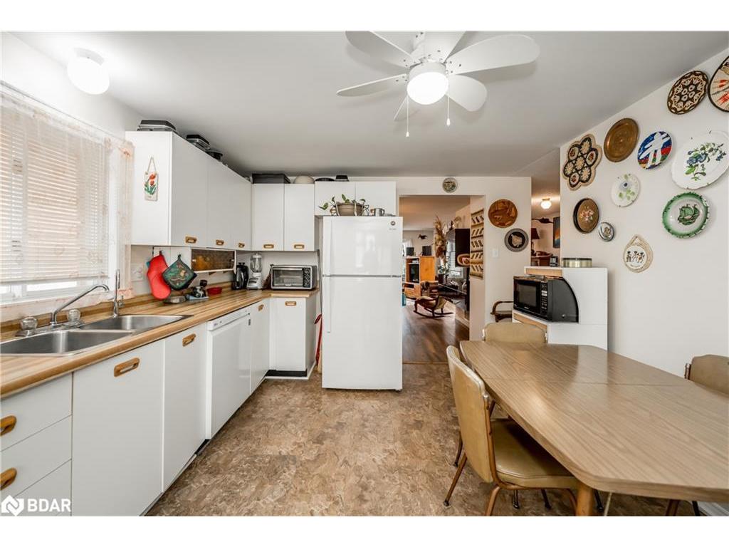 









91


Irwin

Drive,
Barrie,




ON
L4N 7A9

