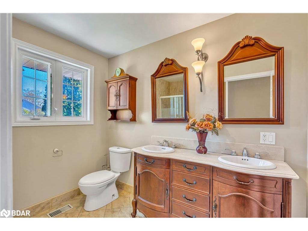









2449


Old Second

Road North,
Elmvale,




ON
L0L 1P0

