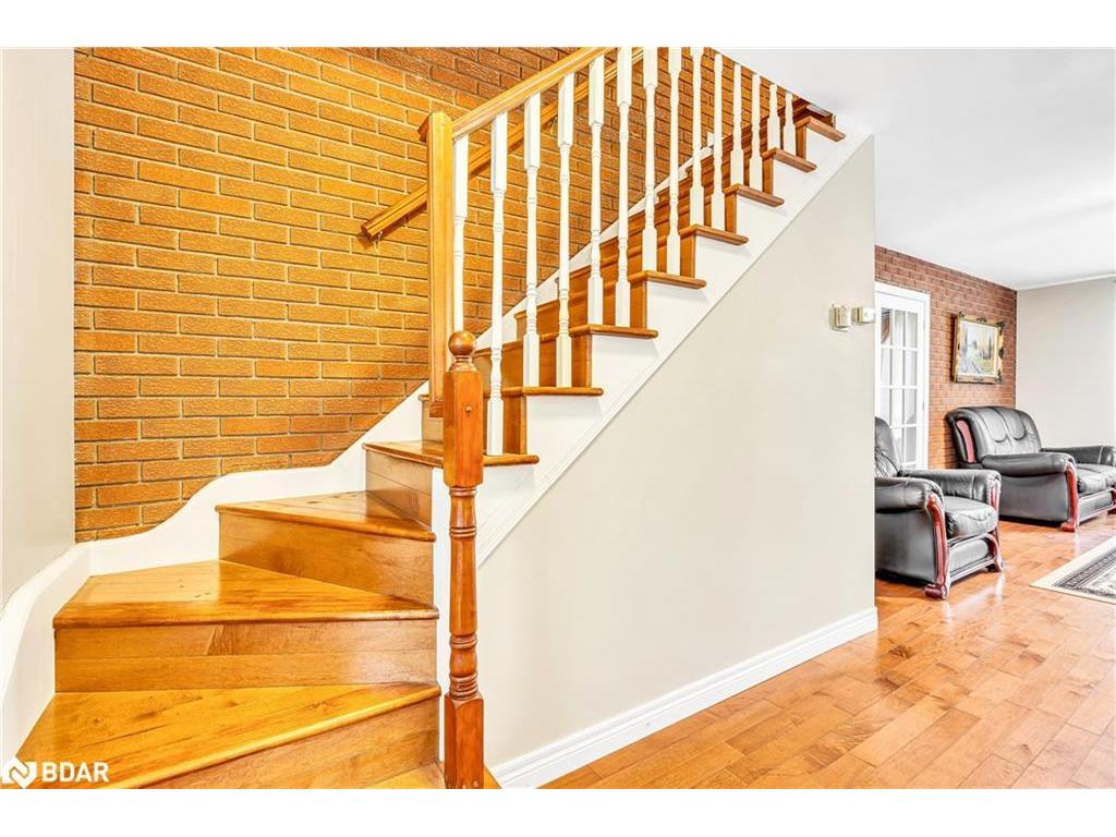 









2449


Old Second

Road North,
Elmvale,




ON
L0L 1P0

