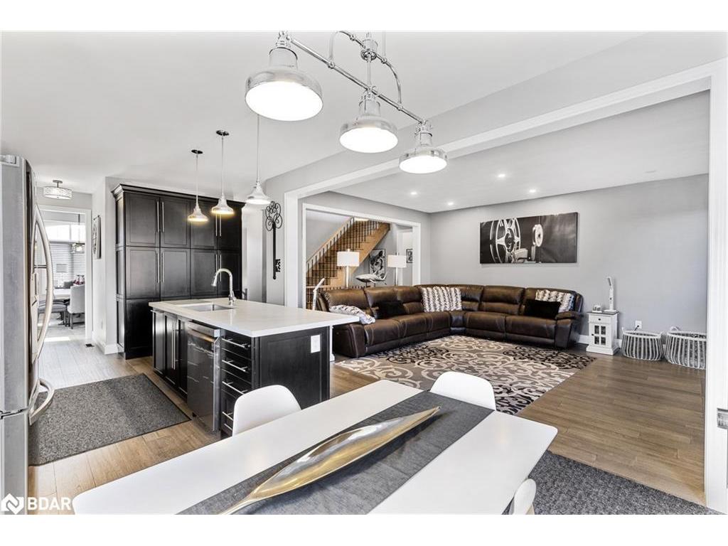 









3075


Orion Blvd

Boulevard,
Orillia,




ON
L3V 6H2

