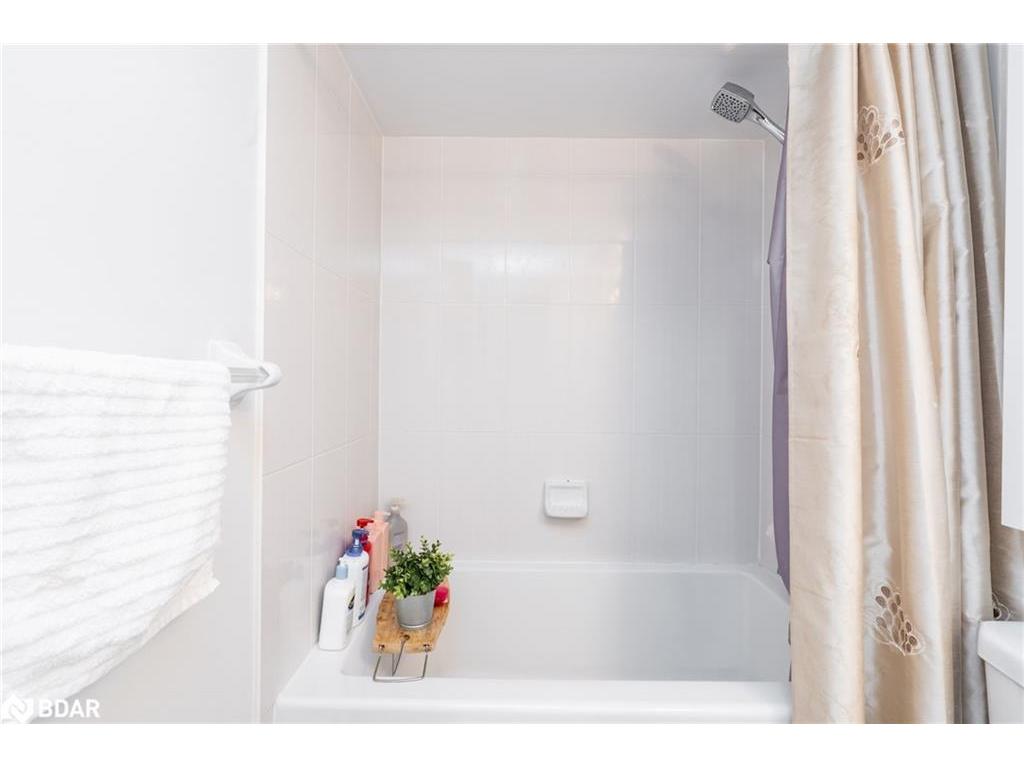 









2


Eva

Road, 2421,
Toronto,




ON
M9C 0A9

