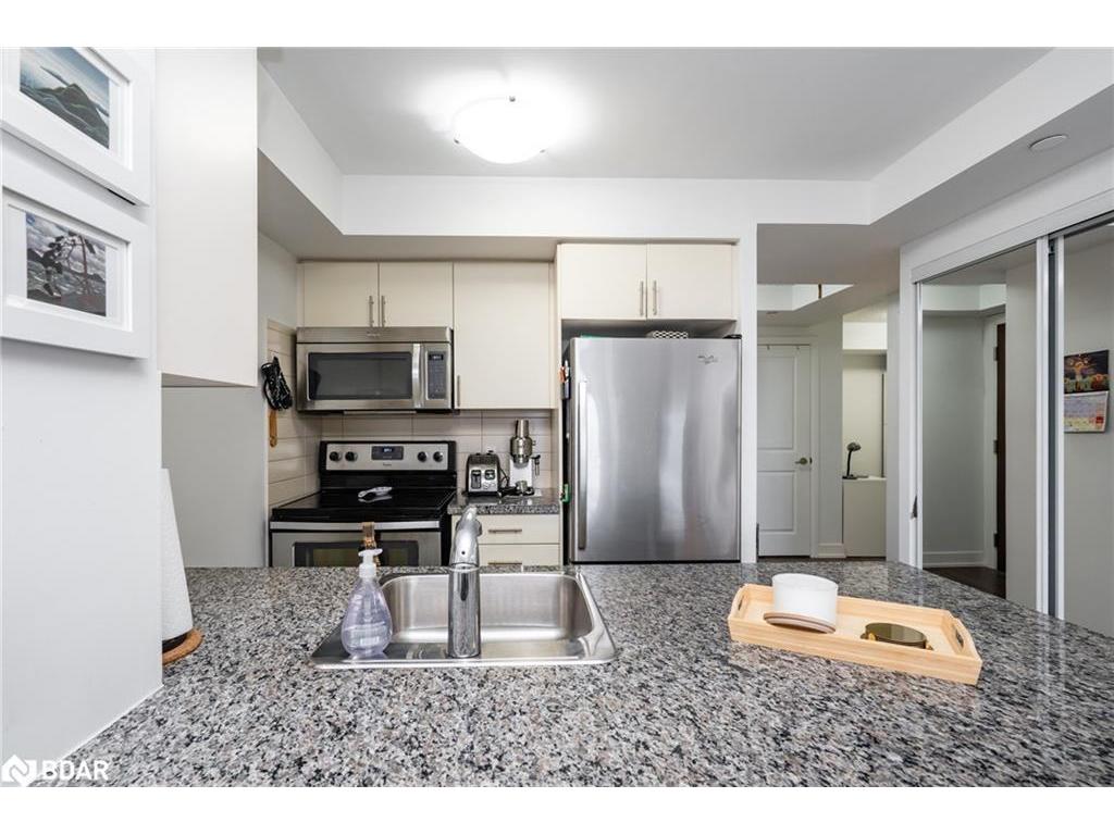 









2


Eva

Road, 2421,
Toronto,




ON
M9C 0A9

