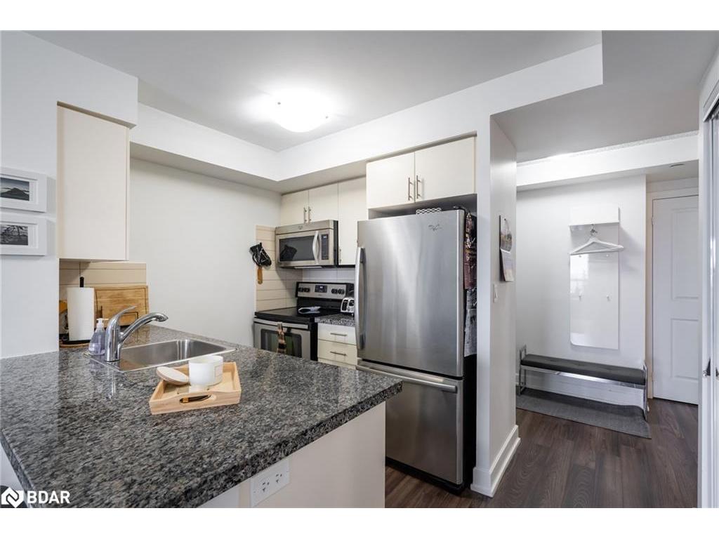 









2


Eva

Road, 2421,
Toronto,




ON
M9C 0A9


