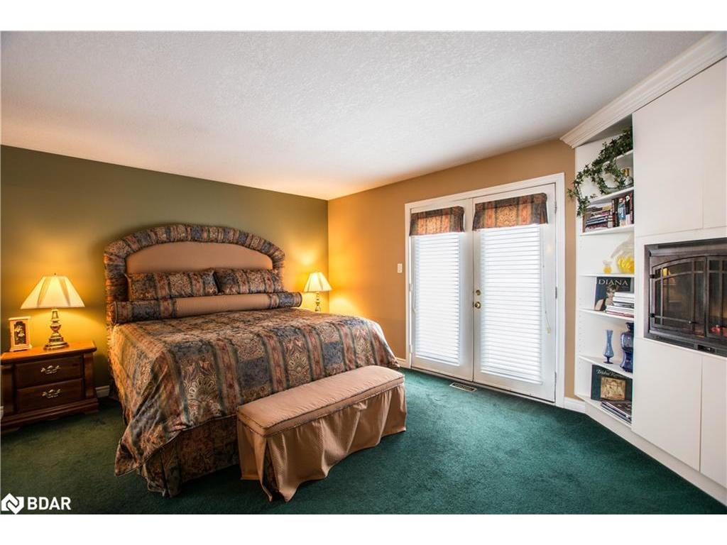 









47


Birkhall

Place,
Barrie,




ON
L4N 0K5

