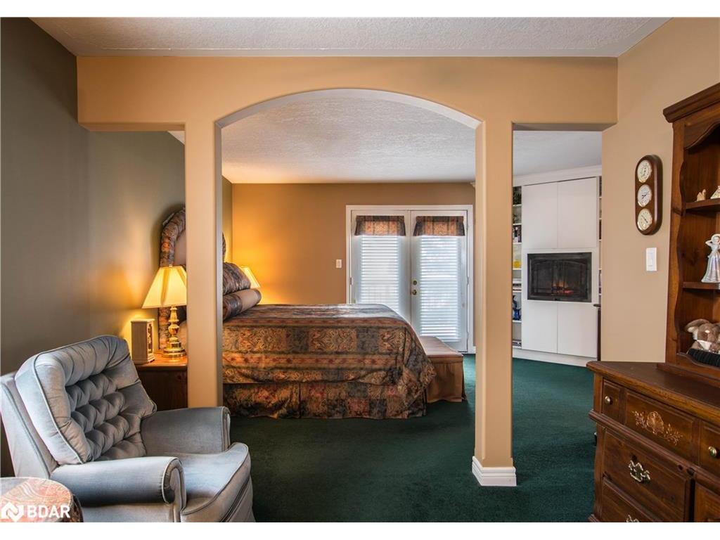 









47


Birkhall

Place,
Barrie,




ON
L4N 0K5

