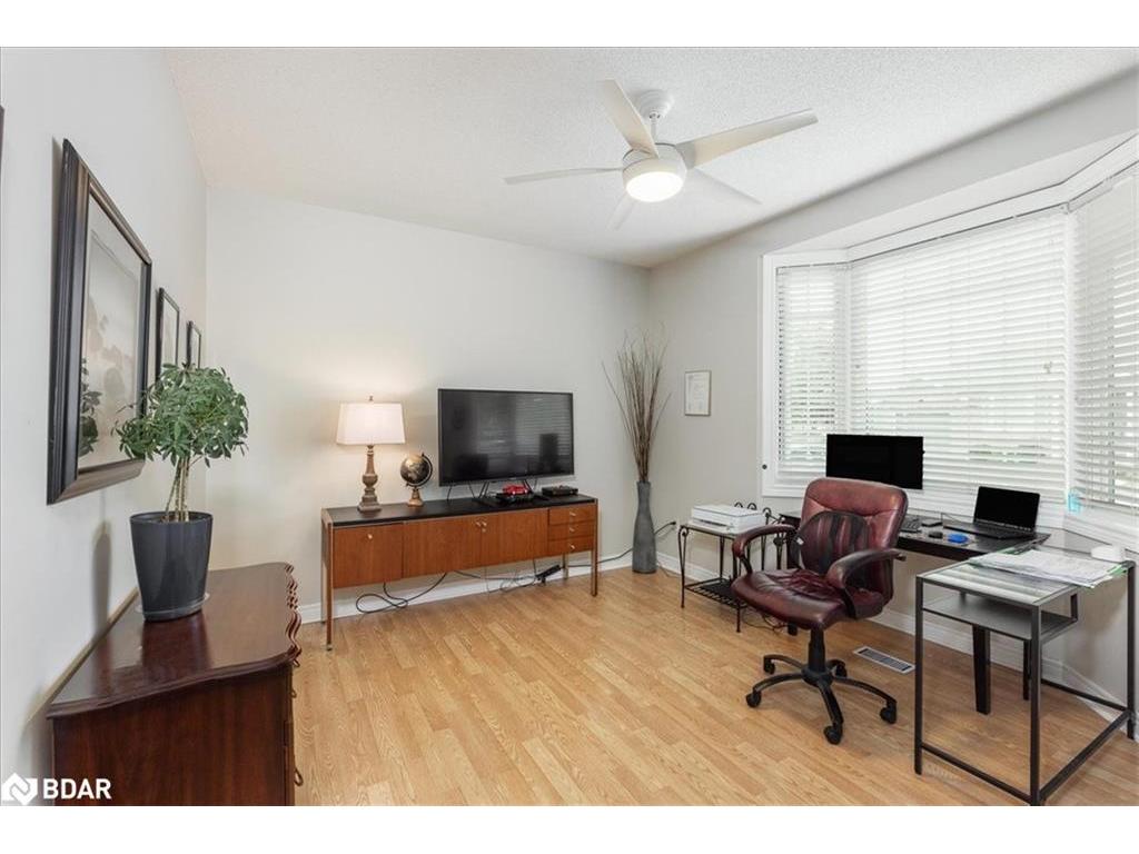 









95


Twentyplace

Boulevard,
Hamilton,




ON
L0R 1W0

