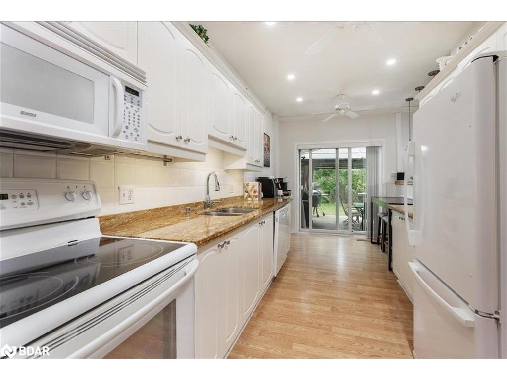









95


Twentyplace

Boulevard,
Hamilton,




ON
L0R 1W0

