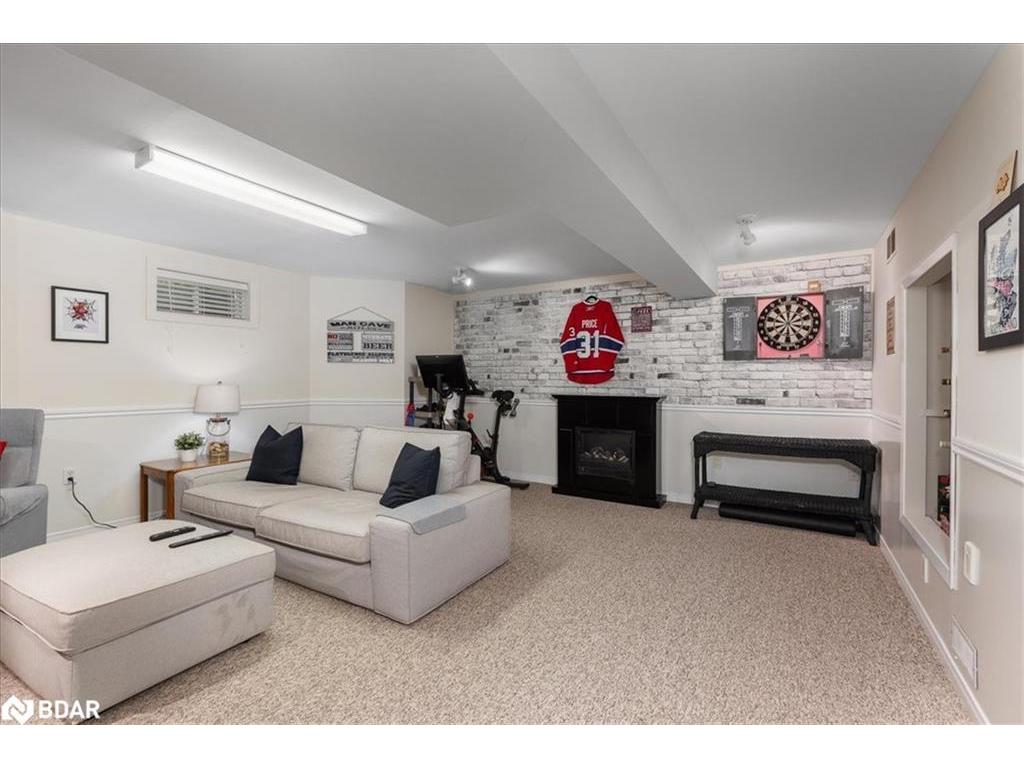 









95


Twentyplace

Boulevard,
Hamilton,




ON
L0R 1W0

