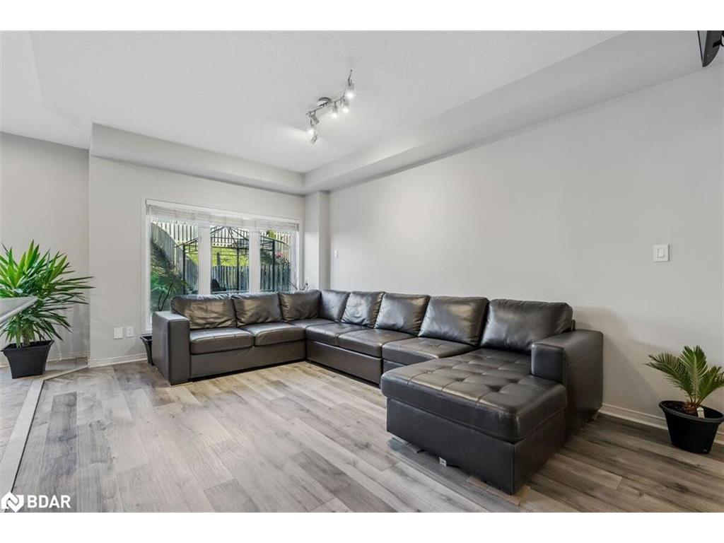 









1268


Cartmer

Way,
Halton,




ON
L9T 6J8

