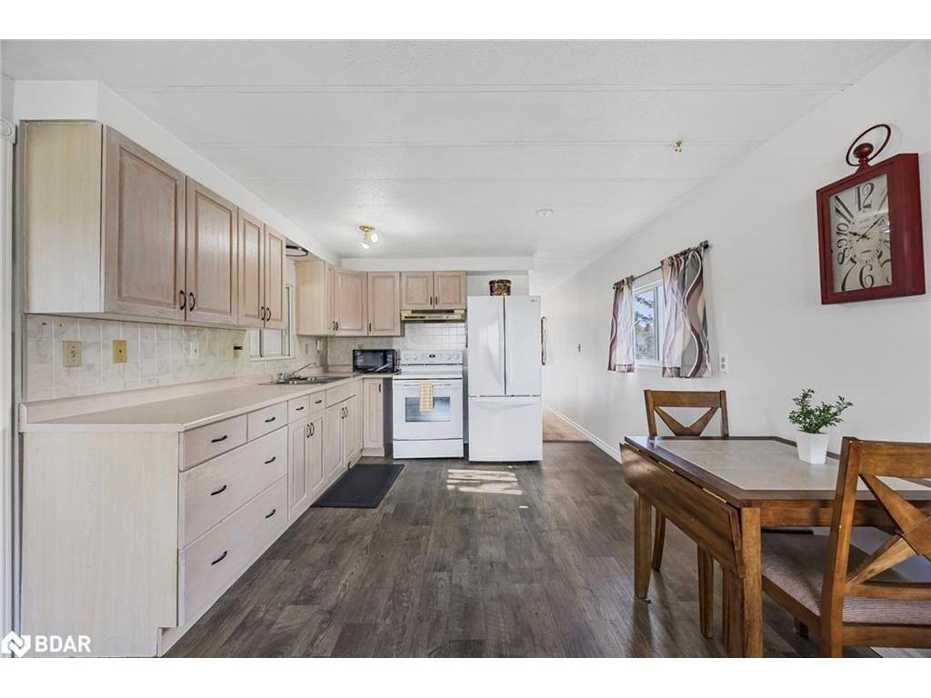 









17


Balantrae

Drive,
Oro-Medonte,




ON
L3V 0P9


