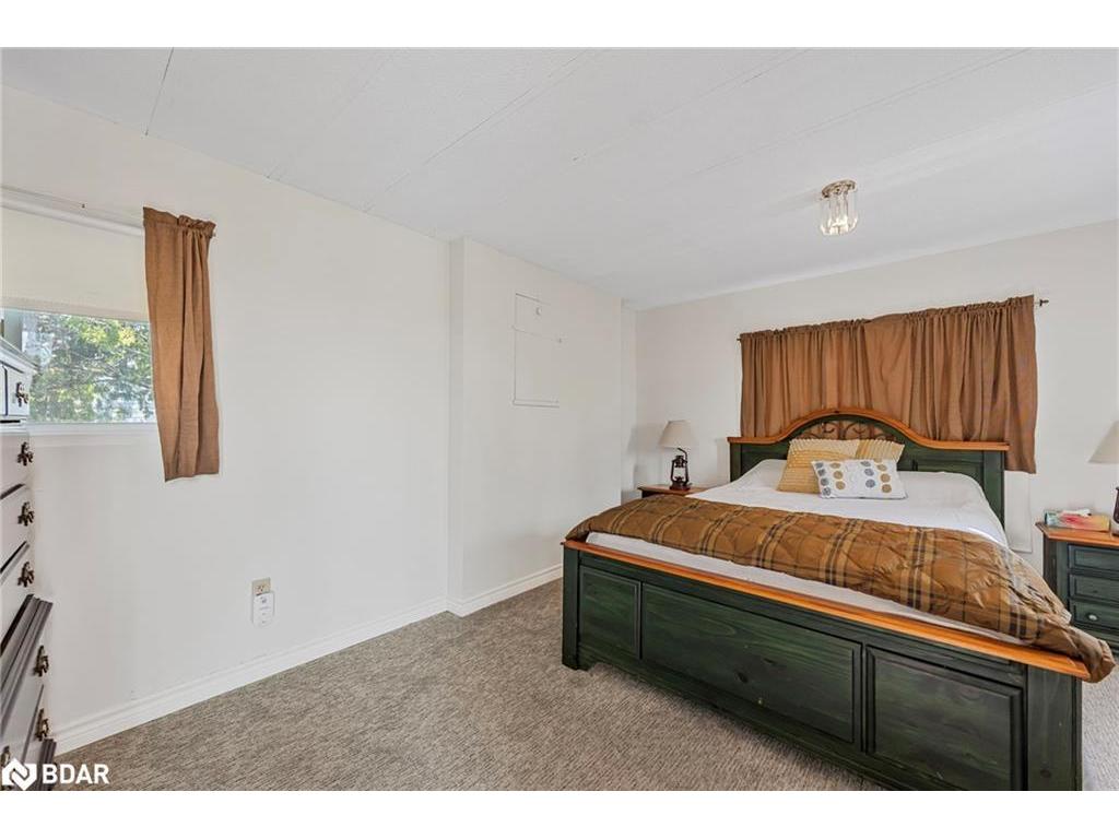 









17


Balantrae

Drive,
Oro-Medonte,




ON
L3V 0P9

