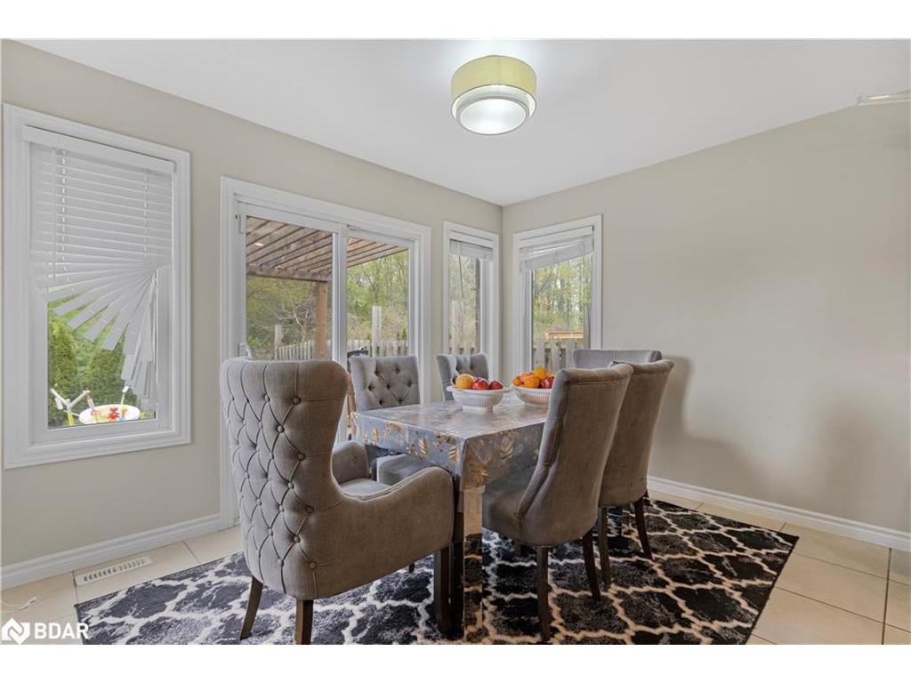 









1162


Smither

Road,
London,




ON
N6G 5R8

