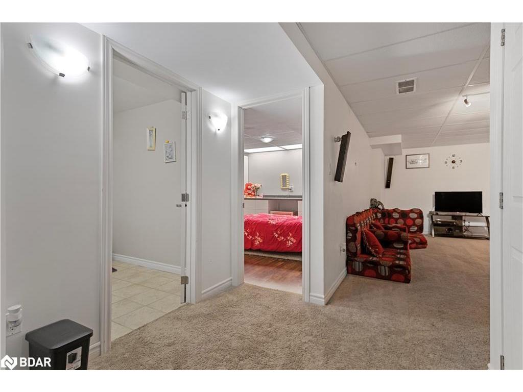 









1162


Smither

Road,
London,




ON
N6G 5R8

