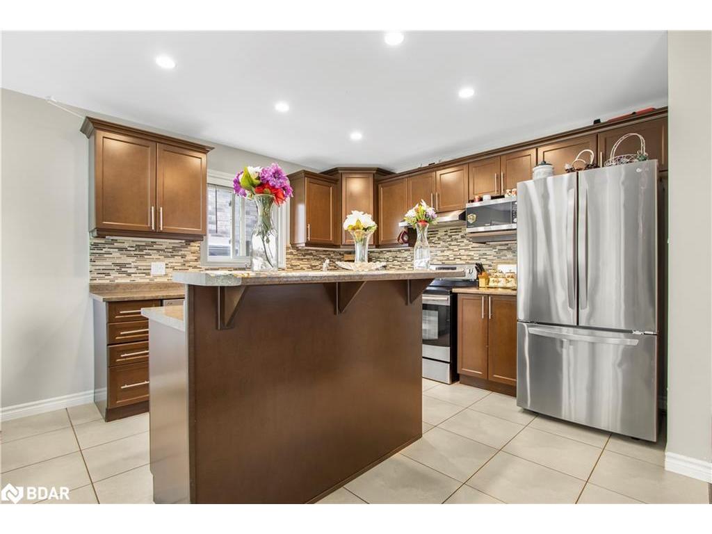 









1162


Smither

Road,
London,




ON
N6G 5R8

