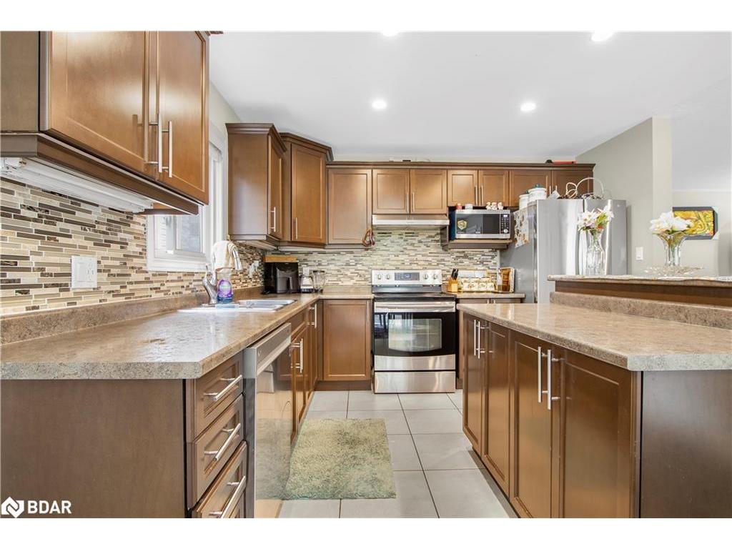 









1162


Smither

Road,
London,




ON
N6G 5R8

