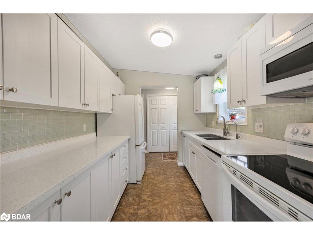 









37


Jane

Street,
Oro-Medonte,




ON
L3V 0P9

