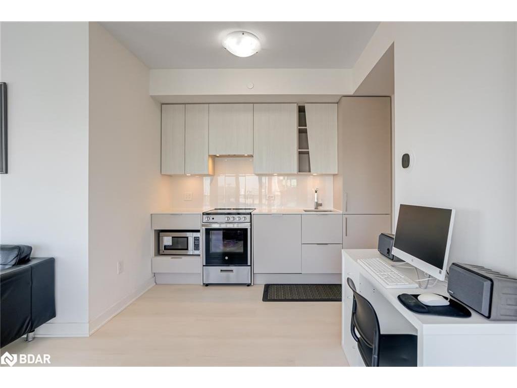 









3900


Confederation

Parkway, 4710,
Mississauga,




ON
L5B 0M3

