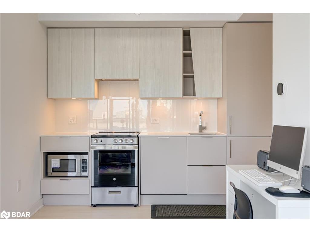 









3900


Confederation

Parkway, 4710,
Mississauga,




ON
L5B 0M3

