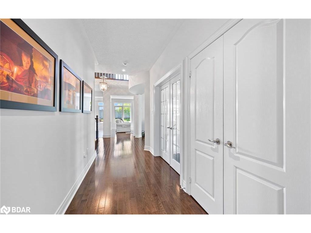 









6


Xavier

Court,
Brampton,




ON
L6Y 5S1

