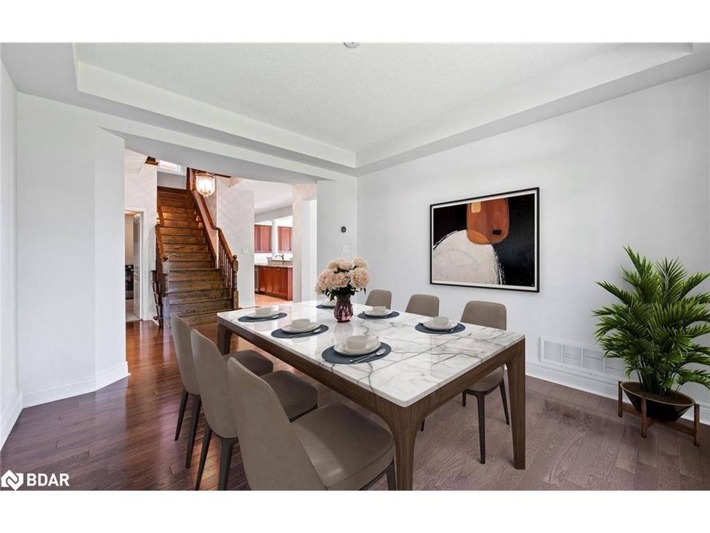 









6


Xavier

Court,
Brampton,




ON
L6Y 5S1

