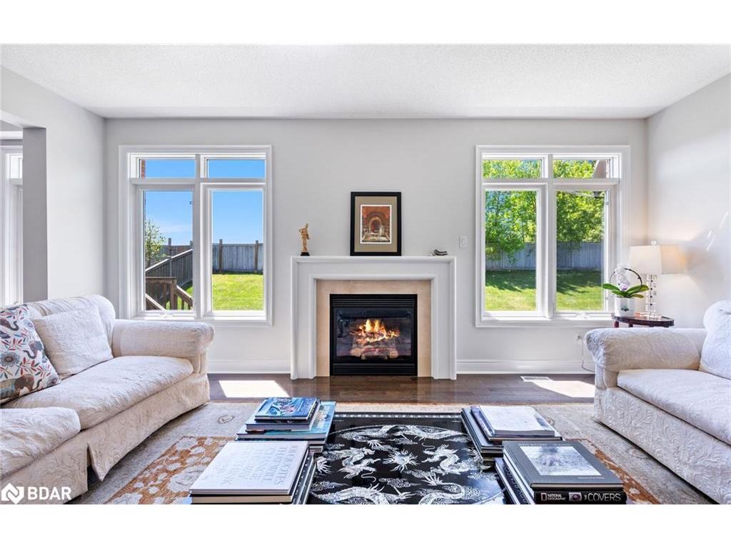 









6


Xavier

Court,
Brampton,




ON
L6Y 5S1

