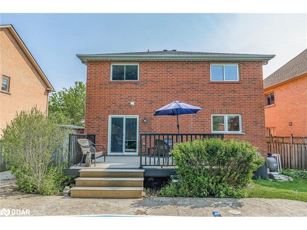 









32


Falling Brook

Drive,
Barrie,




ON
L4N 7E9

