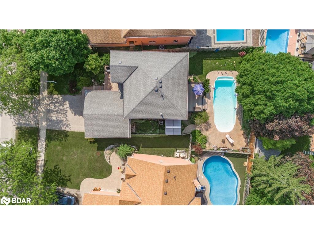 









32


Falling Brook

Drive,
Barrie,




ON
L4N 7E9

