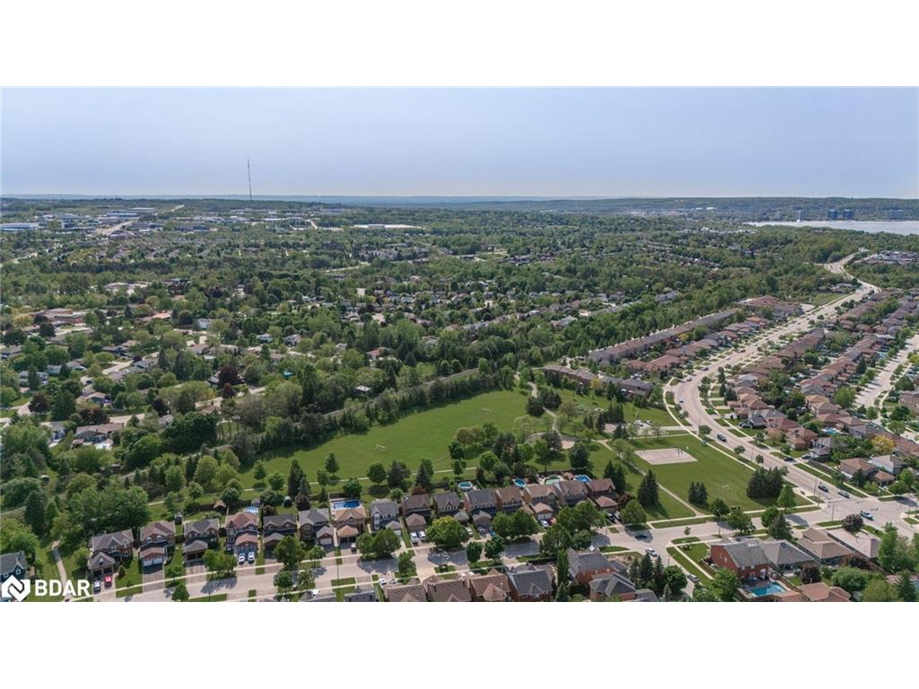 









32


Falling Brook

Drive,
Barrie,




ON
L4N 7E9


