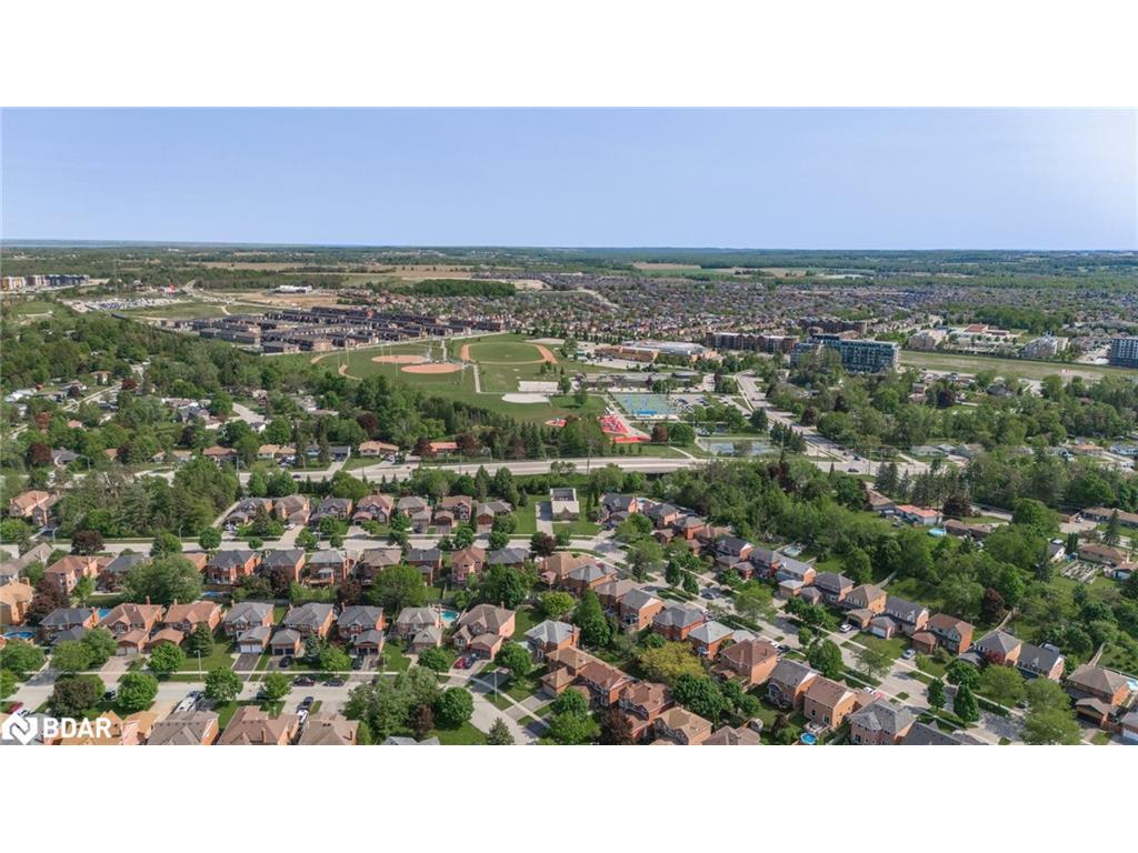 









32


Falling Brook

Drive,
Barrie,




ON
L4N 7E9

