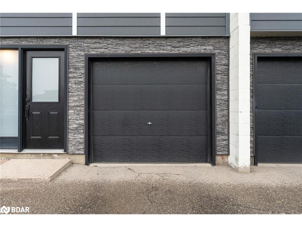 









135


Chalmers

Street, 21,
Cambridge,




ON
N1R 6M2

