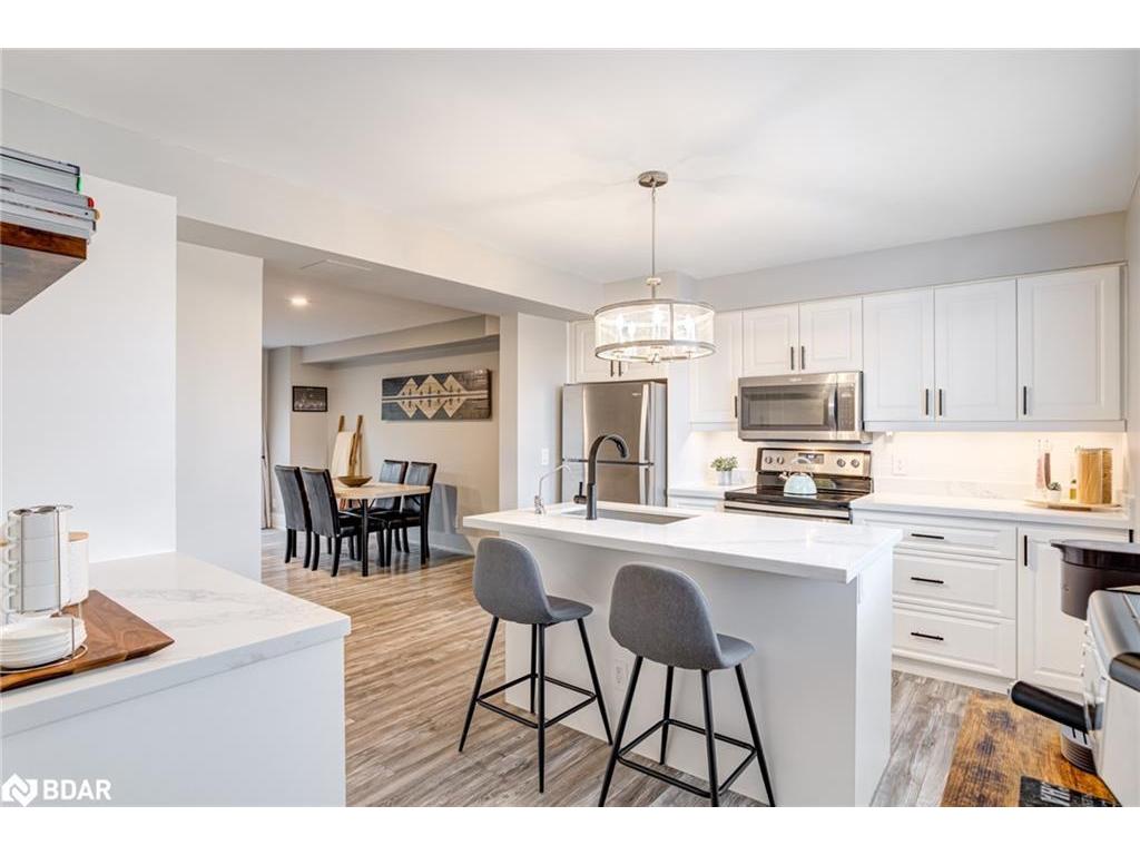 









135


Chalmers

Street, 21,
Cambridge,




ON
N1R 6M2

