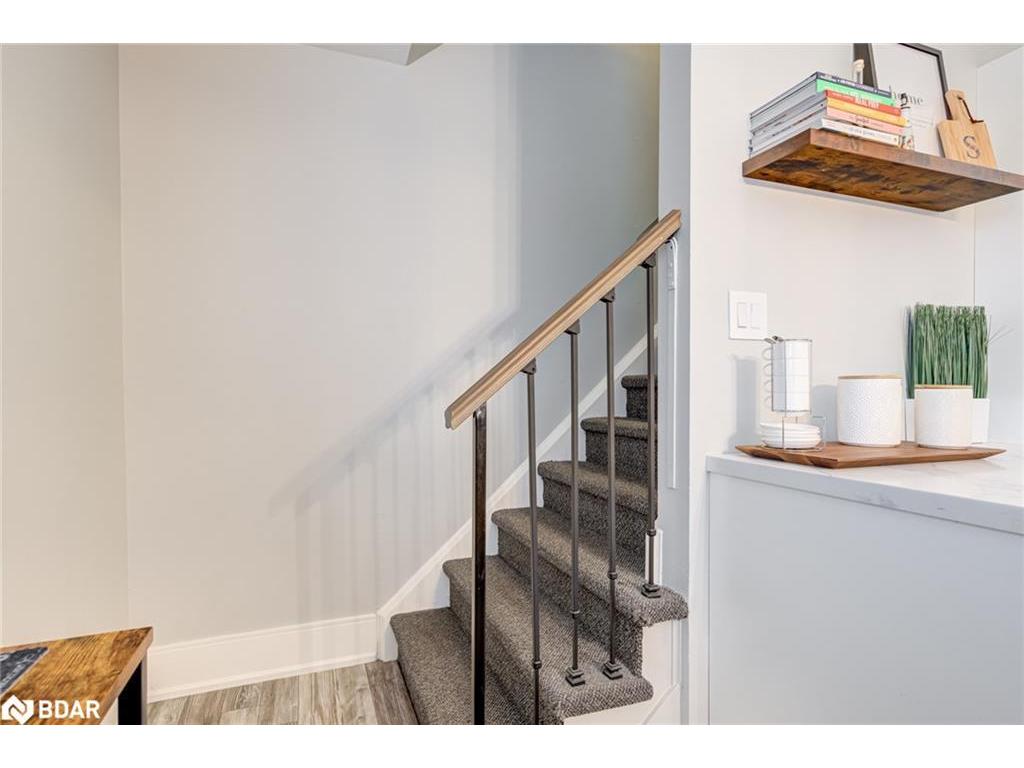 









135


Chalmers

Street, 21,
Cambridge,




ON
N1R 6M2

