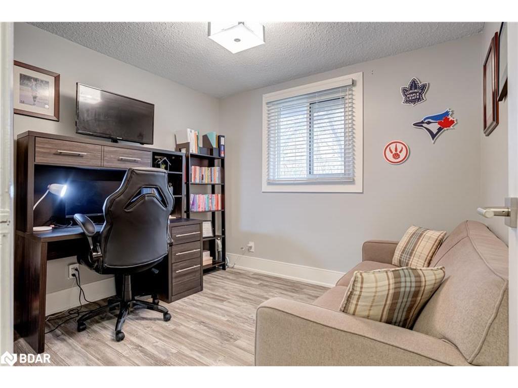 









135


Chalmers

Street, 21,
Cambridge,




ON
N1R 6M2

