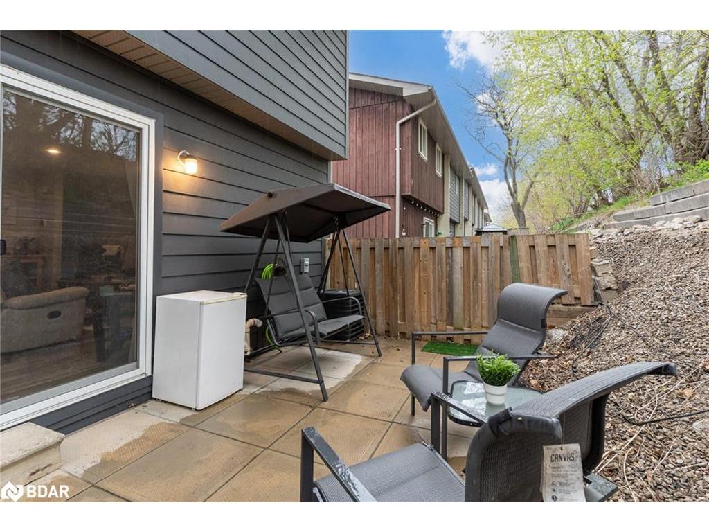 









135


Chalmers

Street, 21,
Cambridge,




ON
N1R 6M2

