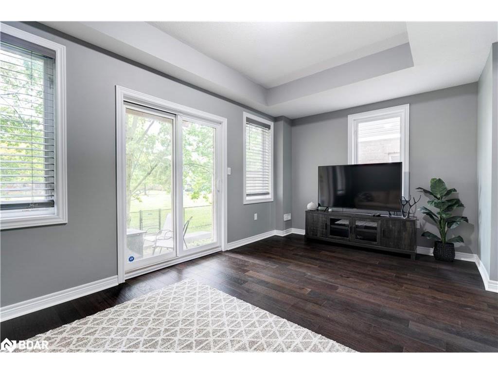 









122


Dundas

Street East, 17,
Waterdown,




ON
L9H 7K6


