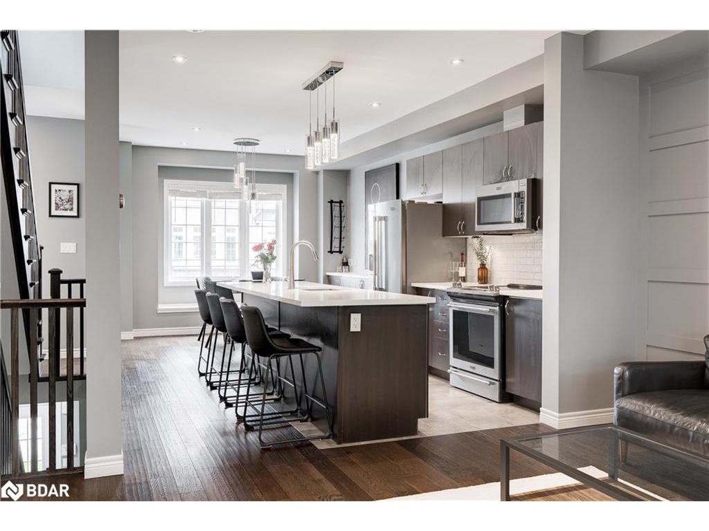 









122


Dundas

Street East, 17,
Waterdown,




ON
L9H 7K6

