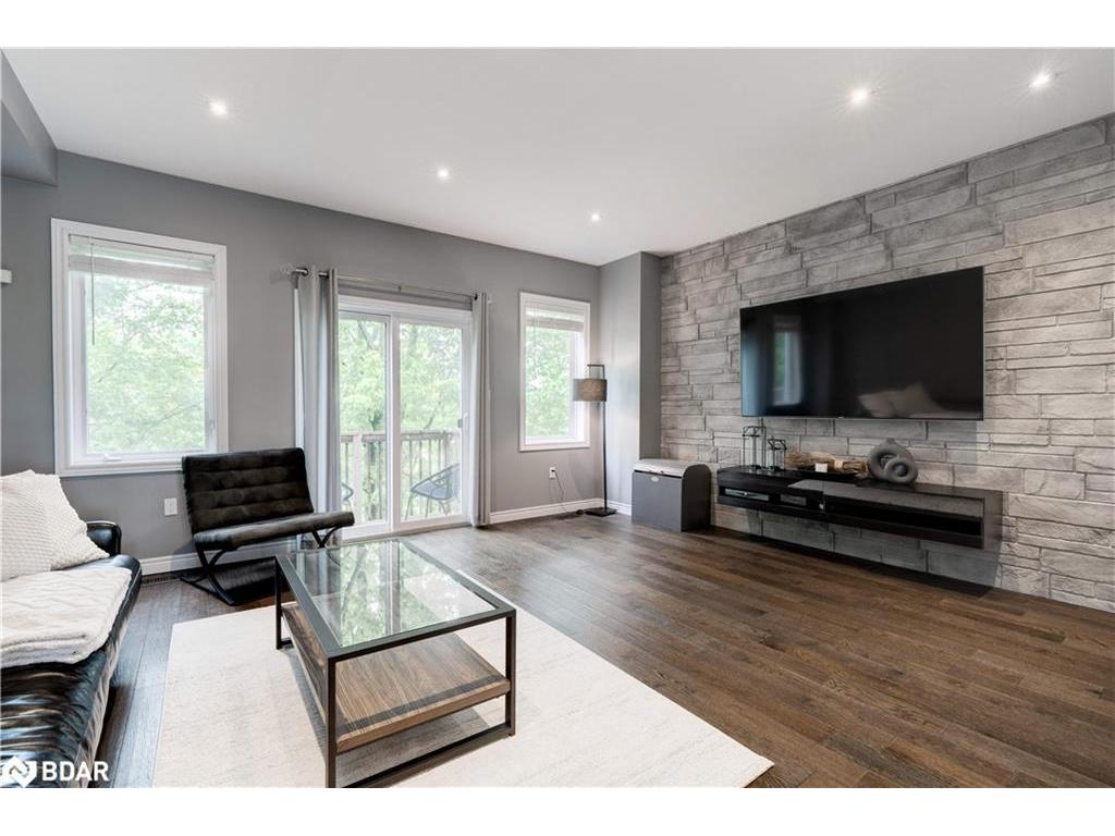 









122


Dundas

Street East, 17,
Waterdown,




ON
L9H 7K6

